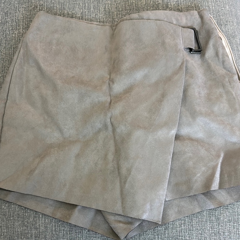 Zara Taupe Women's Skort